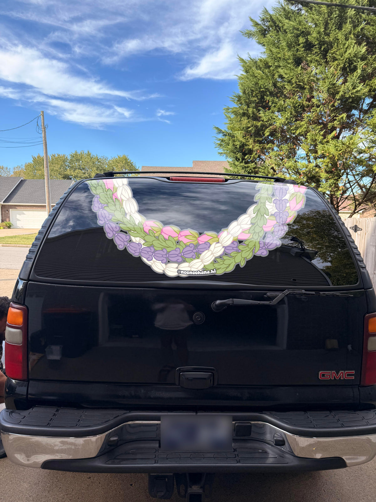 Lokelani + Pakalana + Pīkake + Pua Kalaunu (Crown) - Window Car Lei